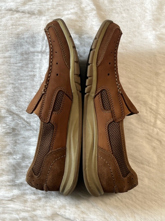 Clarks | Allston Free | Men\'s Slip-On Leather Loafers in Brown main image 5